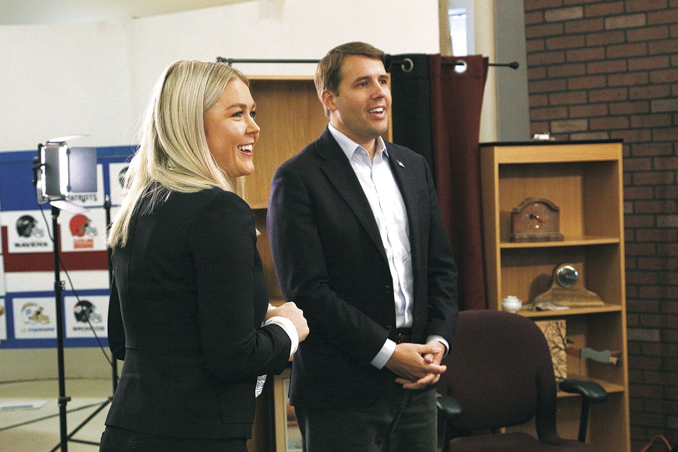 Leavitt, Pappas trade political barbs in Conway debate